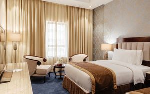 crystal plaza al majaz hotel(ex.tulip inn al khan hotel sharjah) 4*