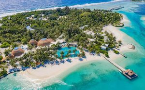 holiday inn resort kandooma 5*